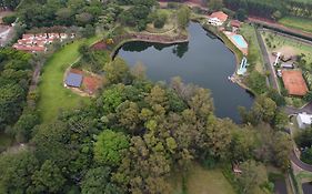 Hotel Lago Das Pedras
